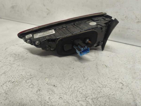 FEU ARRIERE GAUCHE VW - Vue 2